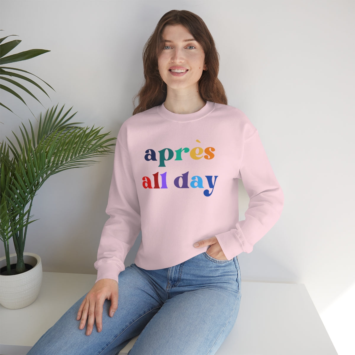 Apres Ski Unisex Heavy Blend Crewneck Sweatshirt, Girls SKi Weekend, Apres all day, colorado gifts